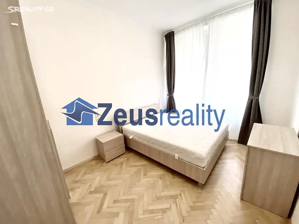 Pronájem bytu 3+kk 65 m², Vyšehradská, Praha 2 - Nové Město