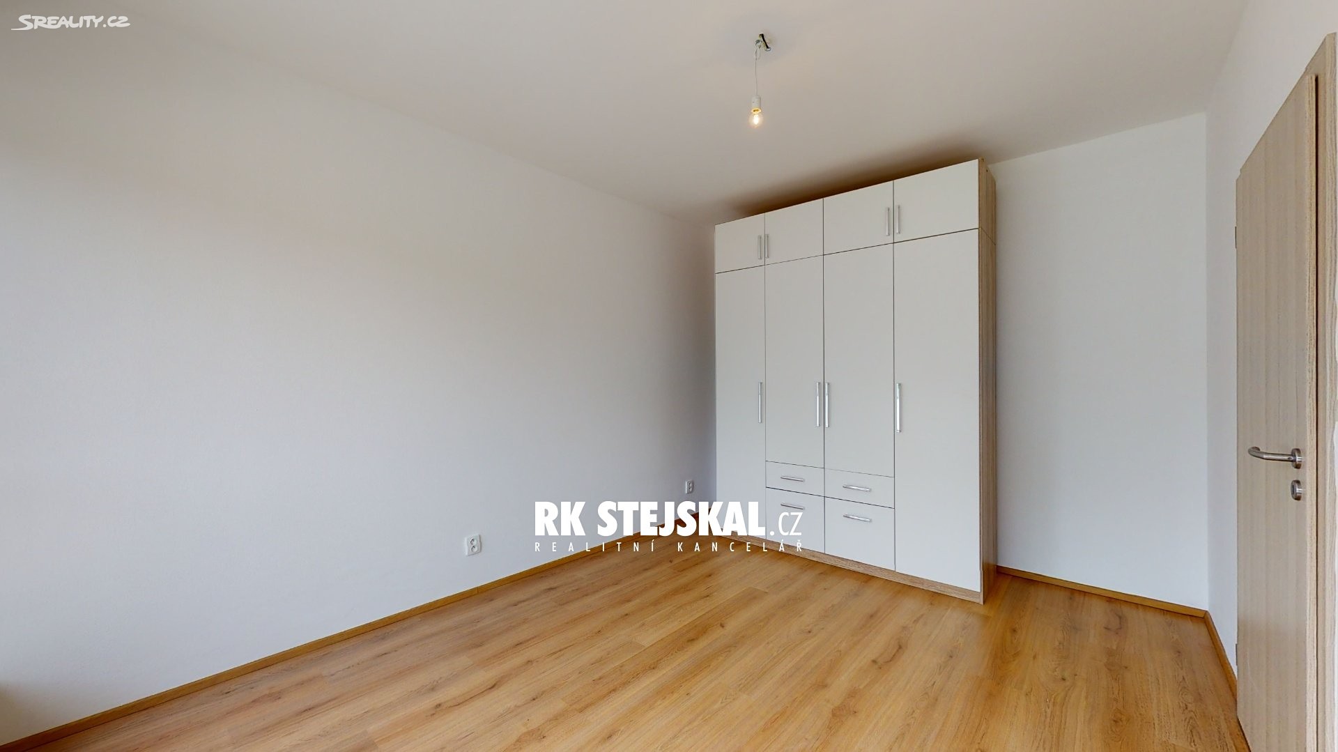 Pronájem bytu 3+kk 73 m², Pod Tratí, Včelná