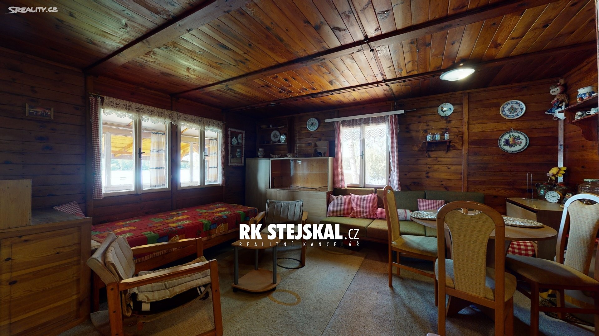 Prodej  chaty 37 m², pozemek 1 m², Zliv, okres České Budějovice
