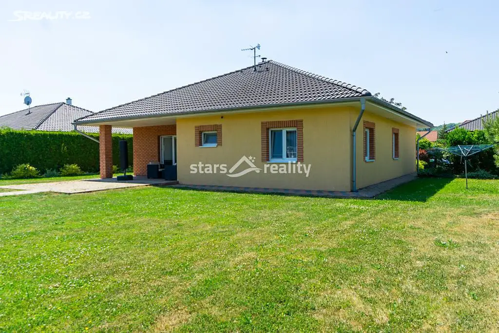 Prodej  rodinného domu 175 m², pozemek 1 055 m², Nová Ves - Staré Ouholice, okres Mělník
