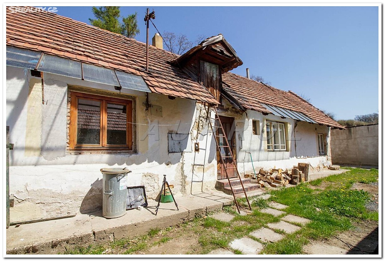 Prodej  rodinného domu 194 m², pozemek 421 m², Sluhy, okres Praha-východ