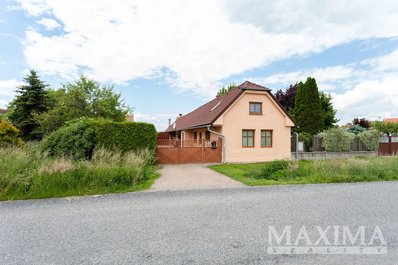 Prodej  rodinného domu 190 m², pozemek 700 m², Hlavečník, okres Pardubice