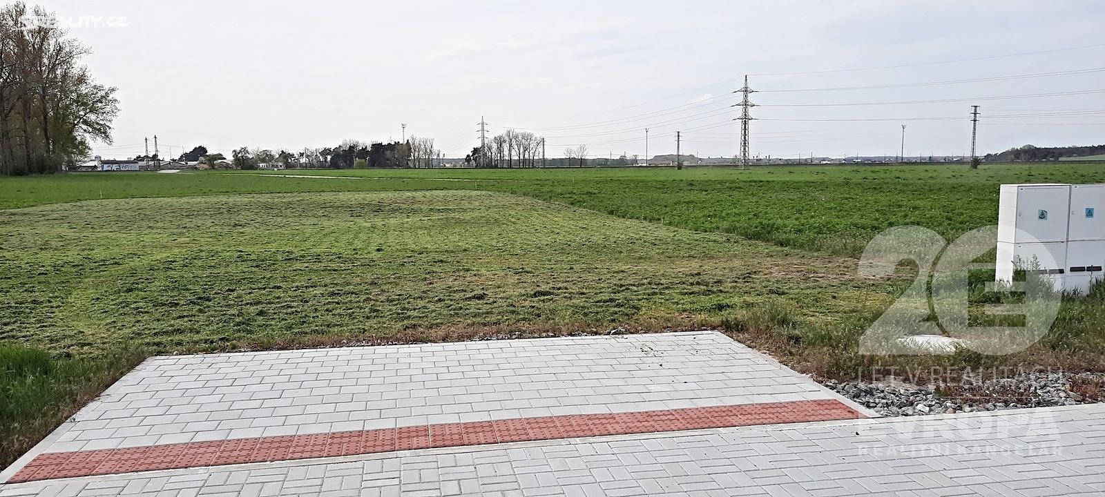 Prodej  stavebního pozemku 1 081 m², Kolín - Sendražice, okres Kolín