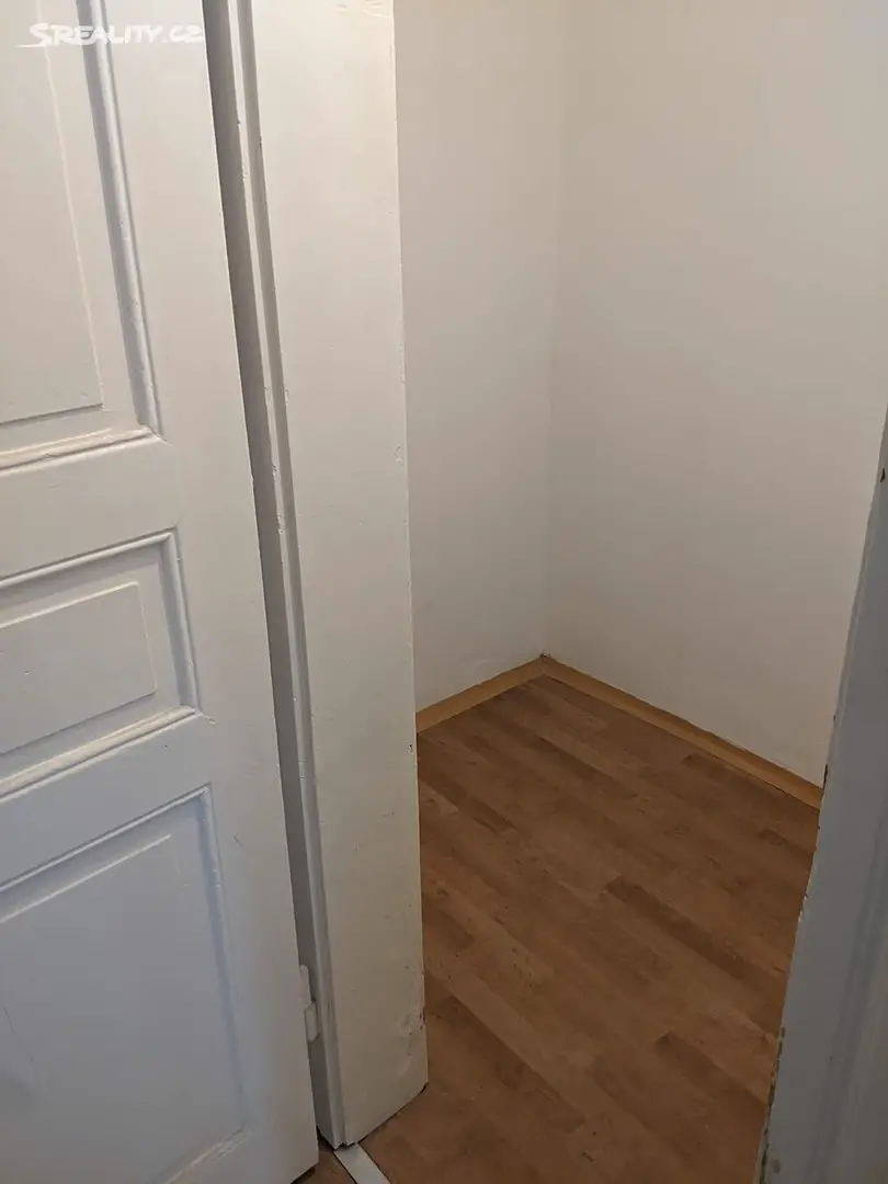 Pronájem bytu 3+1 103 m² (Mezonet), Korunovační, Praha 7 - Bubeneč