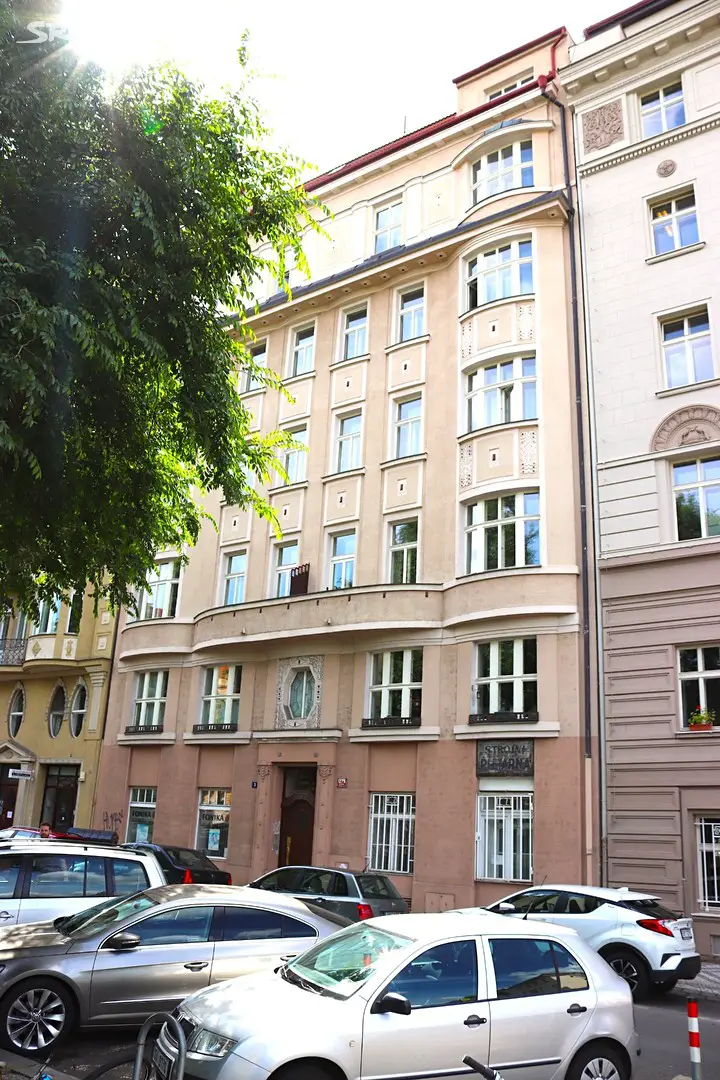 Prodej bytu atypické 138 m², náměstí 14. října, Praha 5 - Smíchov