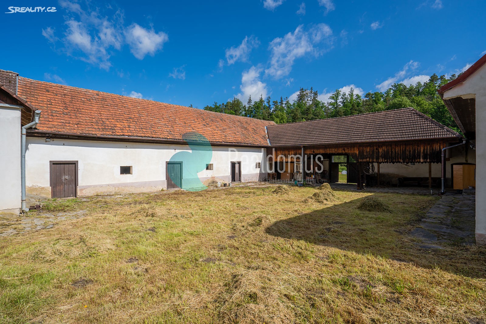 Prodej  zemědělské usedlosti 1 300 m², pozemek 3 273 m², Dolní Třebonín, okres Český Krumlov