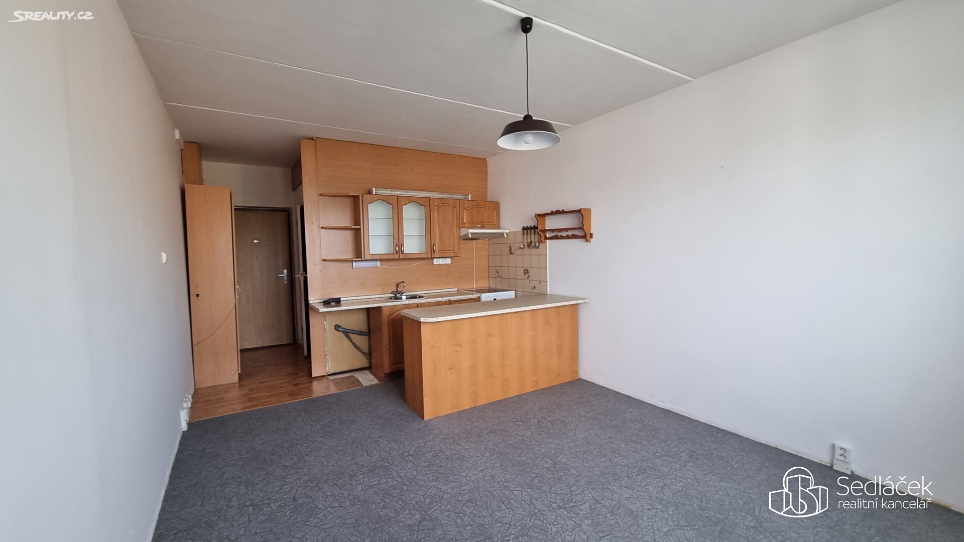 Pronájem bytu 1+kk 24 m², Jiřího z Poděbrad, Sokolov