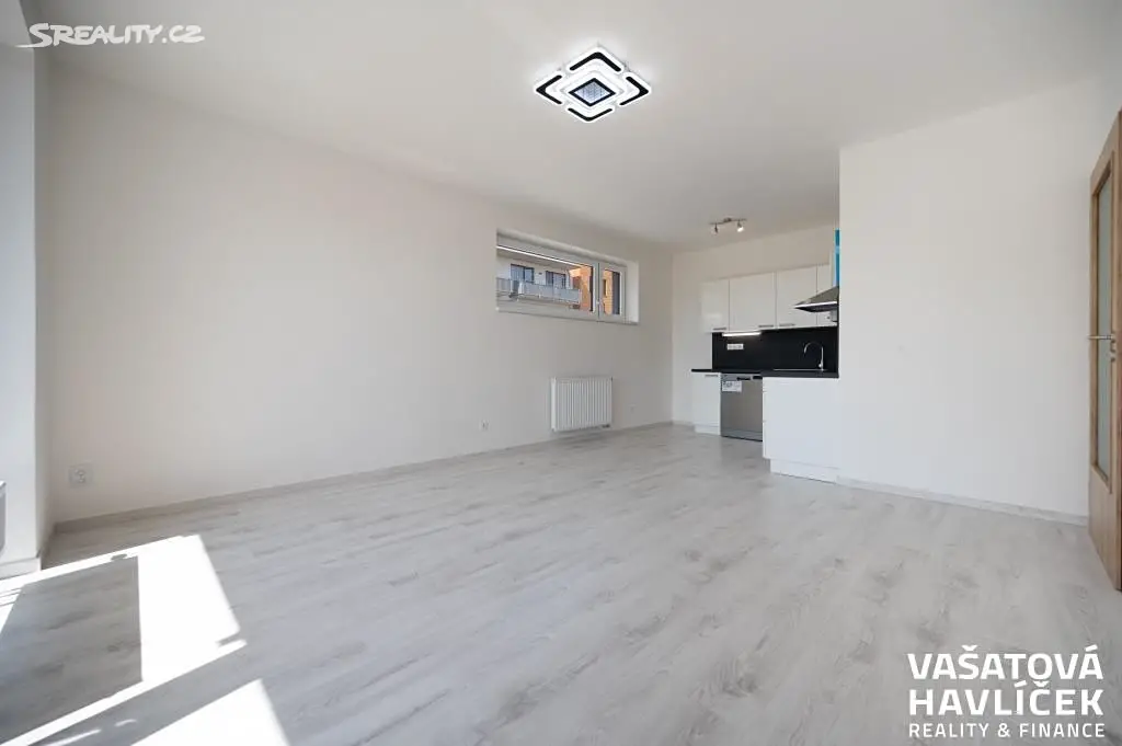 Pronájem bytu 2+kk 53 m², Antonína Petrofa, Hradec Králové - Nový Hradec Králové