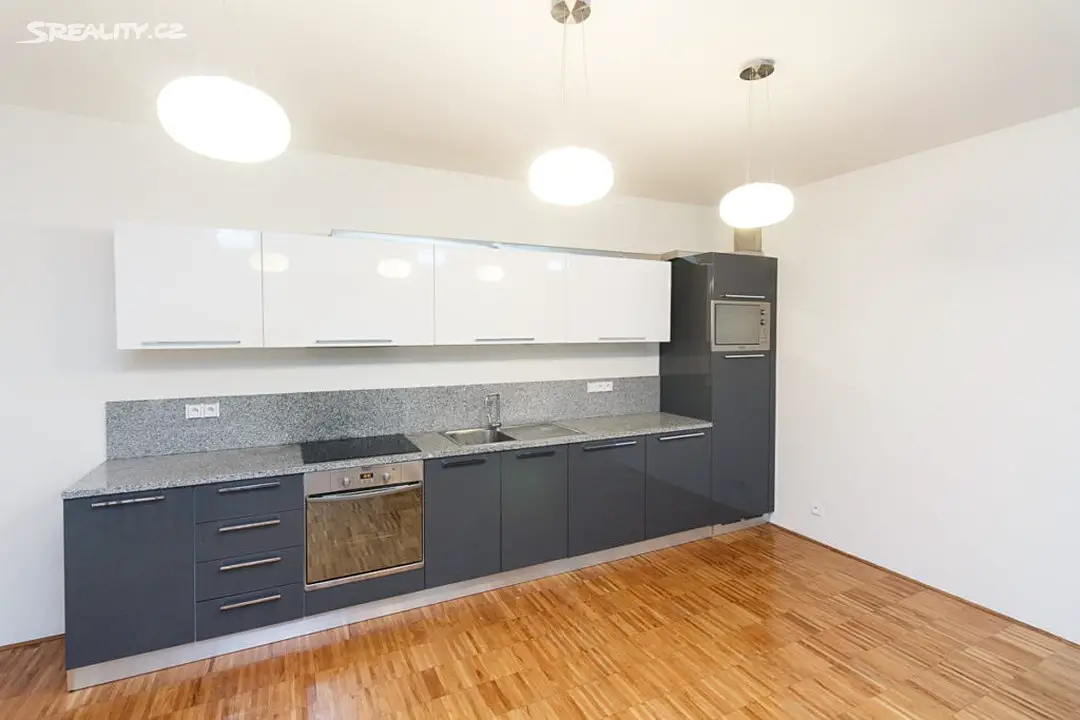 Pronájem bytu 2+kk 72 m², Prokopova, Praha 3 - Žižkov