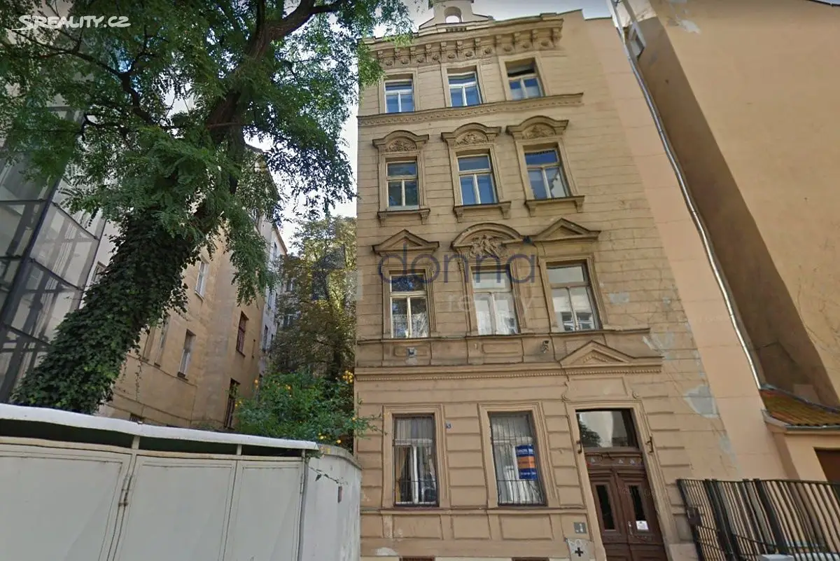 Pronájem bytu 3+1 70 m², Pštrossova, Praha 1 - Nové Město