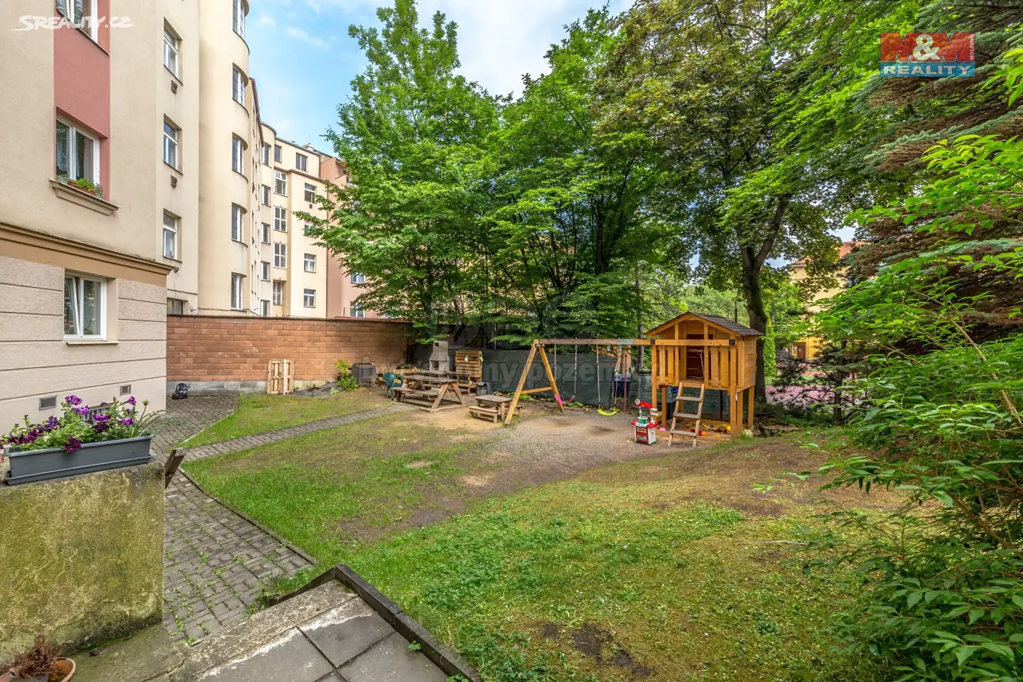 Prodej bytu 1+1 46 m², Malešická, Praha 3 - Žižkov