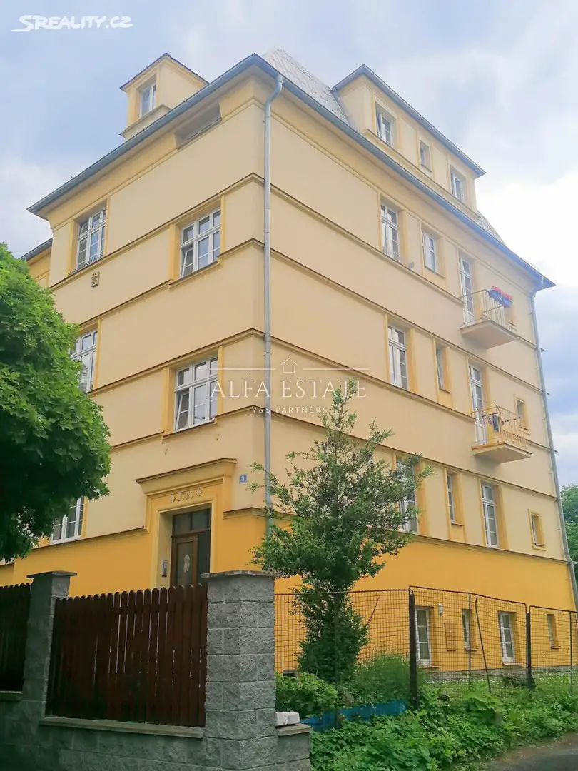 Prodej bytu 1+kk 22 m², Italská, Karlovy Vary