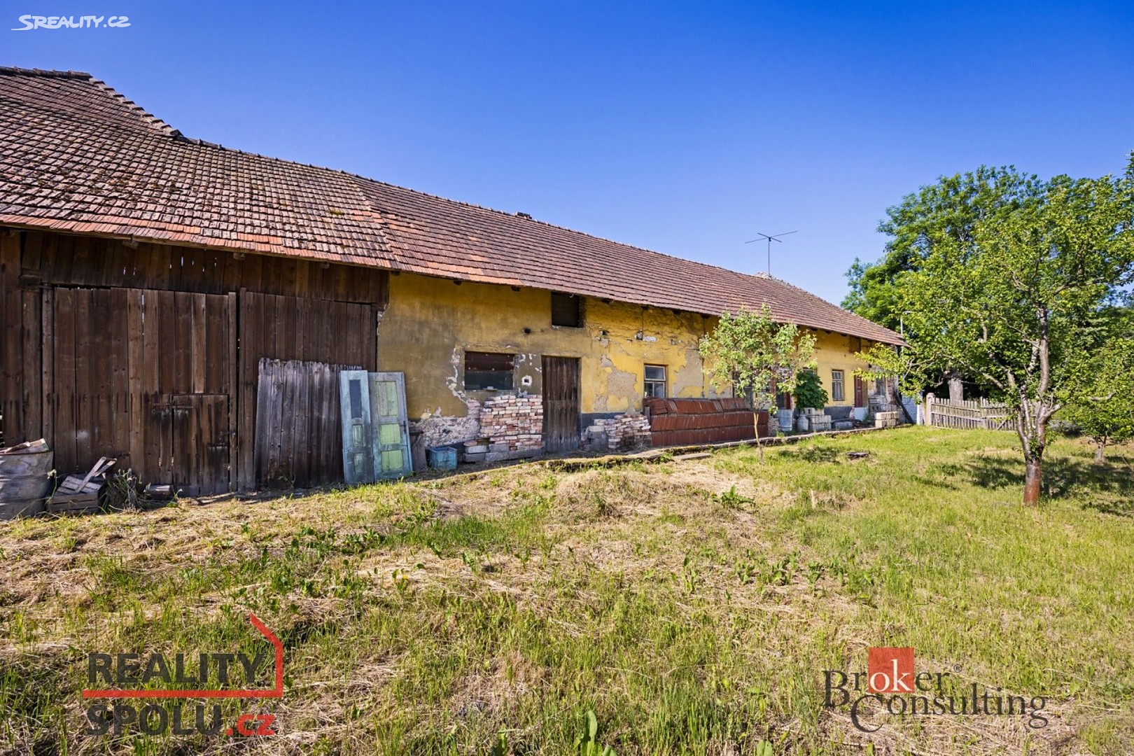Prodej  chalupy 350 m², pozemek 830 m², Chotěšice - Nová Ves, okres Nymburk