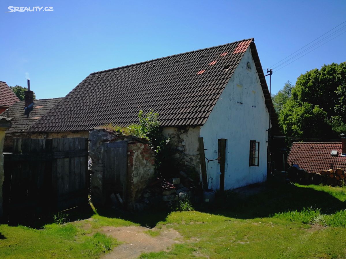 Prodej  rodinného domu 145 m², pozemek 230 m², Čestice - Střídka, okres Strakonice