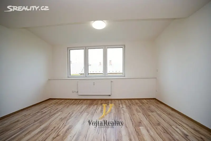 Pronájem bytu 1+kk 29 m², Lipenská, Olomouc - Hodolany