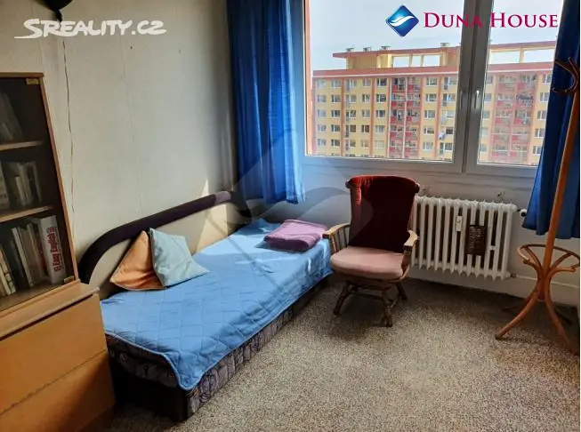 Prodej bytu 3+1 69 m², Famfulíkova, Praha 8 - Kobylisy