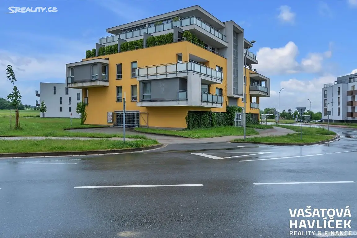 Prodej bytu 3+kk 90 m², Svatojánská, Hradec Králové - Třebeš