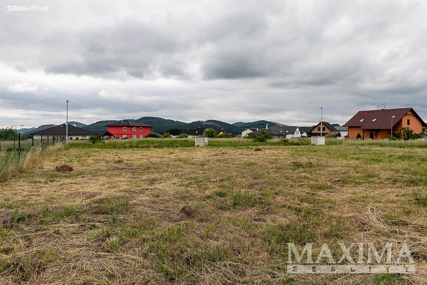 Prodej  stavebního pozemku 1 163 m², Bavoryně, okres Beroun