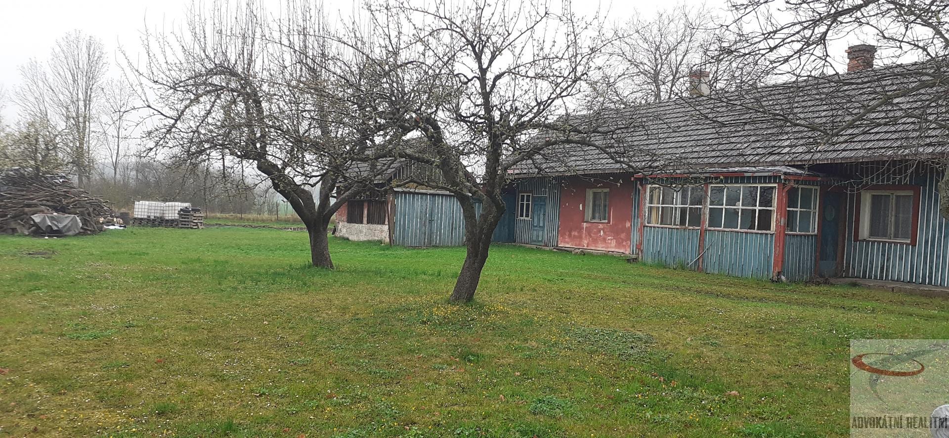 Prodej  stavebního pozemku 3 000 m², Vrbice, okres Jičín