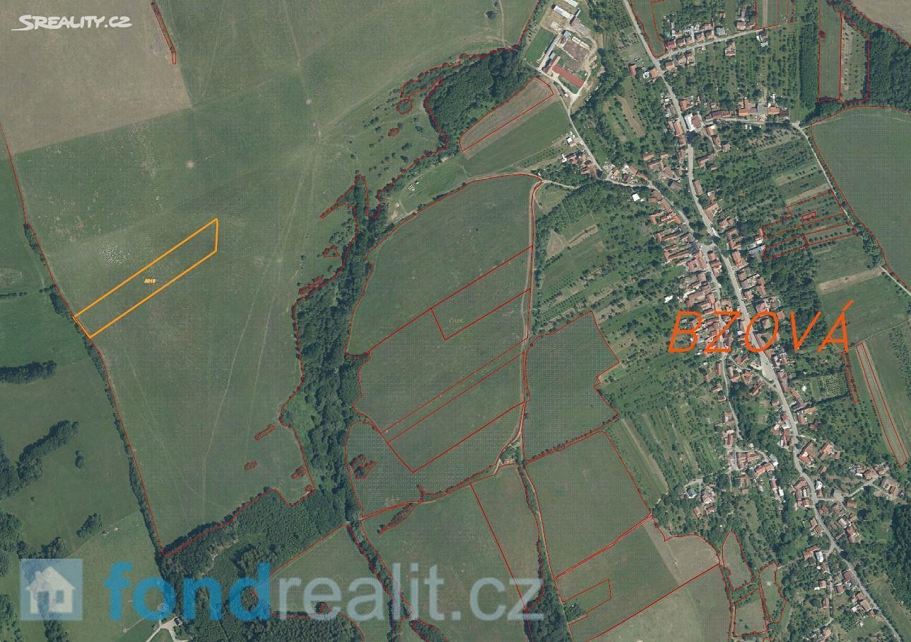 Prodej  pozemku 13 609 m², Bojkovice - Bzová, okres Uherské Hradiště