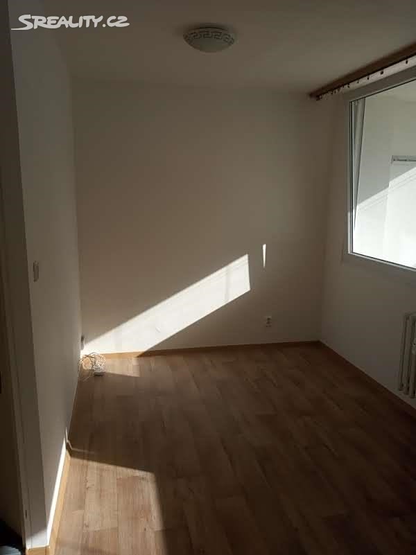 Pronájem bytu 1+kk 41 m², Lacinova, Kladno - Kročehlavy