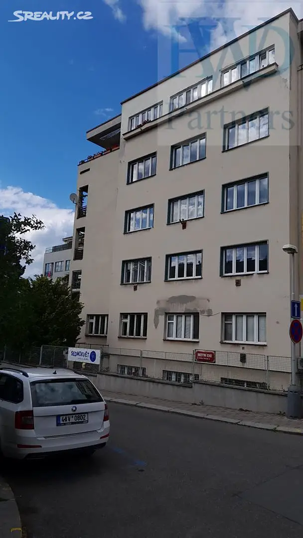 Pronájem bytu 2+1 78 m², Družstevní ochoz, Praha 4 - Nusle