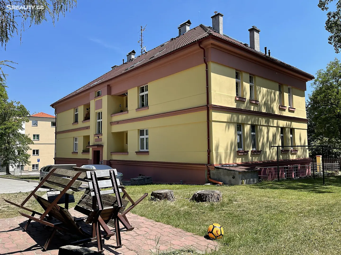 Prodej bytu 2+1 64 m², Rakouská, Milovice - Mladá