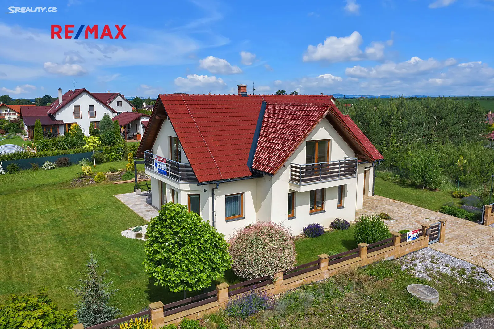 Prodej  rodinného domu 225 m², pozemek 1 527 m², Librantice, okres Hradec Králové