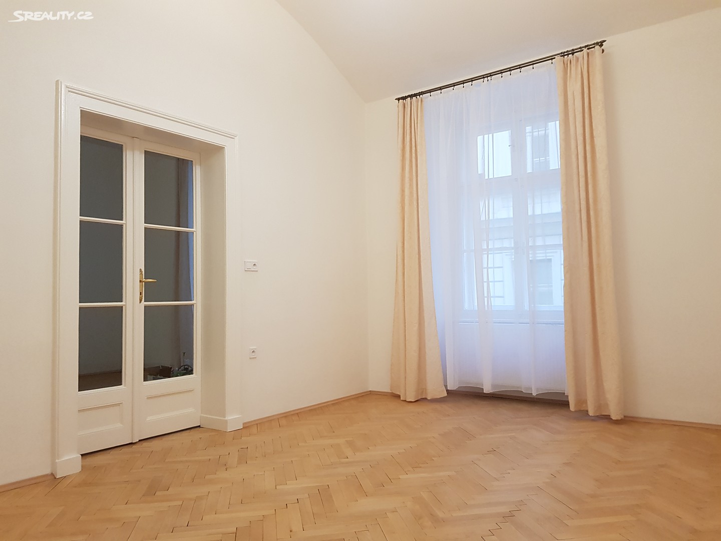 Pronájem bytu 3+kk 88 m², Olivova, Praha 1 - Nové Město