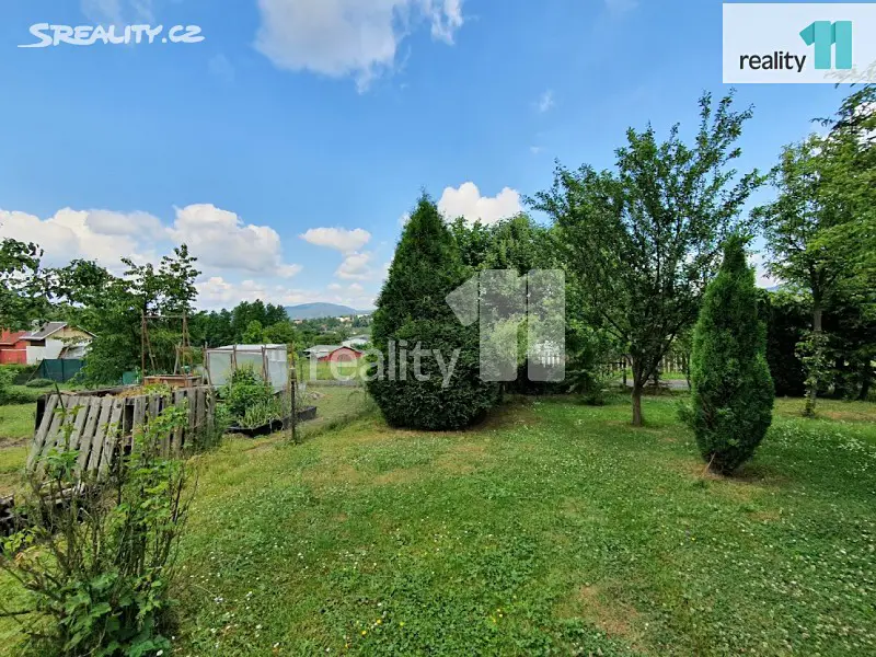 Prodej  chaty 390 m², pozemek 390 m², Ostrov - Mořičov, okres Karlovy Vary