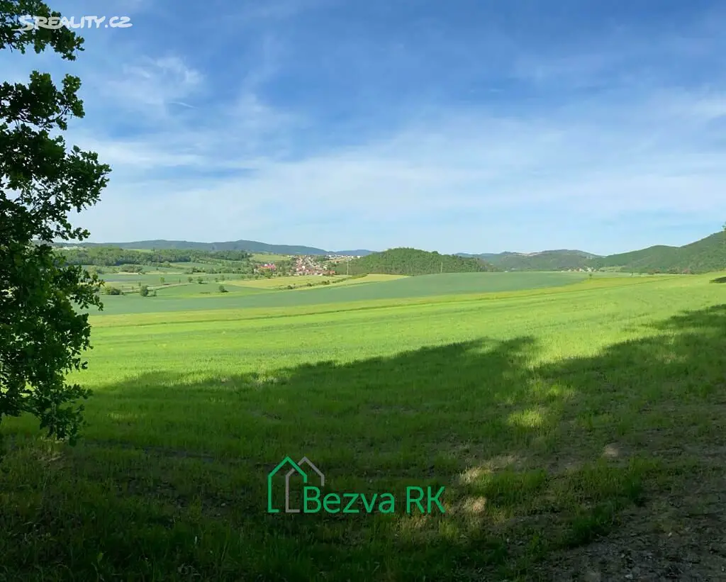 Prodej  stavebního pozemku 5 544 m², Zdice - Černín, okres Beroun