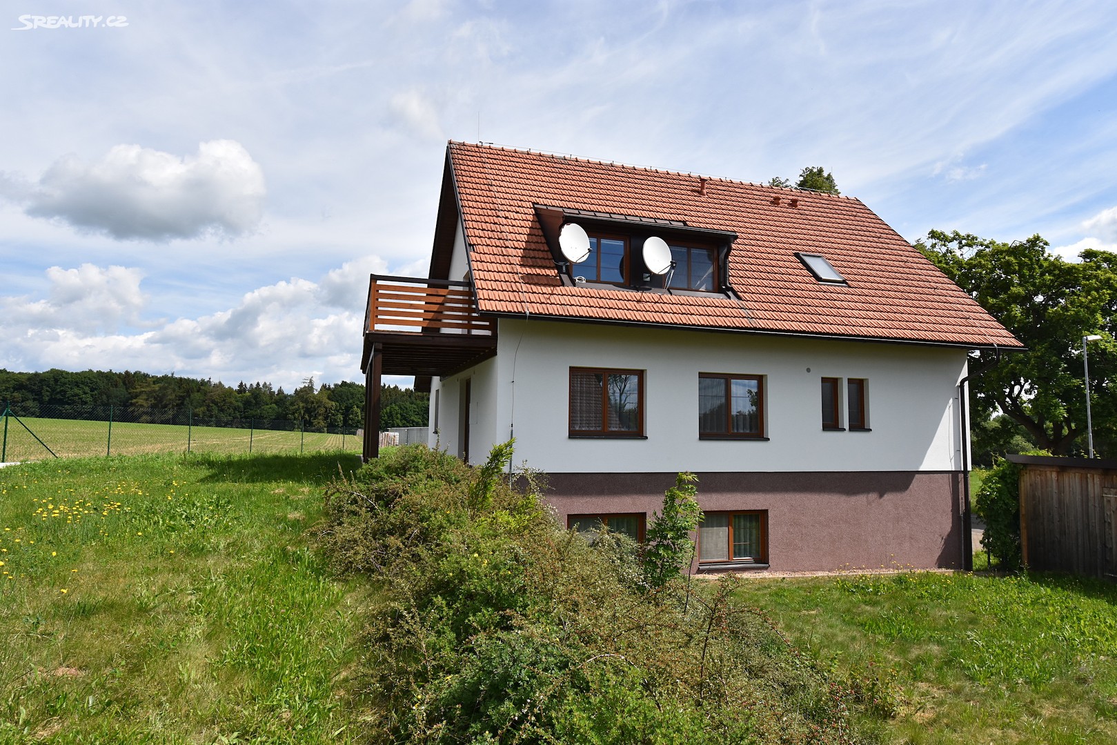 Prodej  rodinného domu 340 m², pozemek 11 526 m², Moravec, okres Žďár nad Sázavou