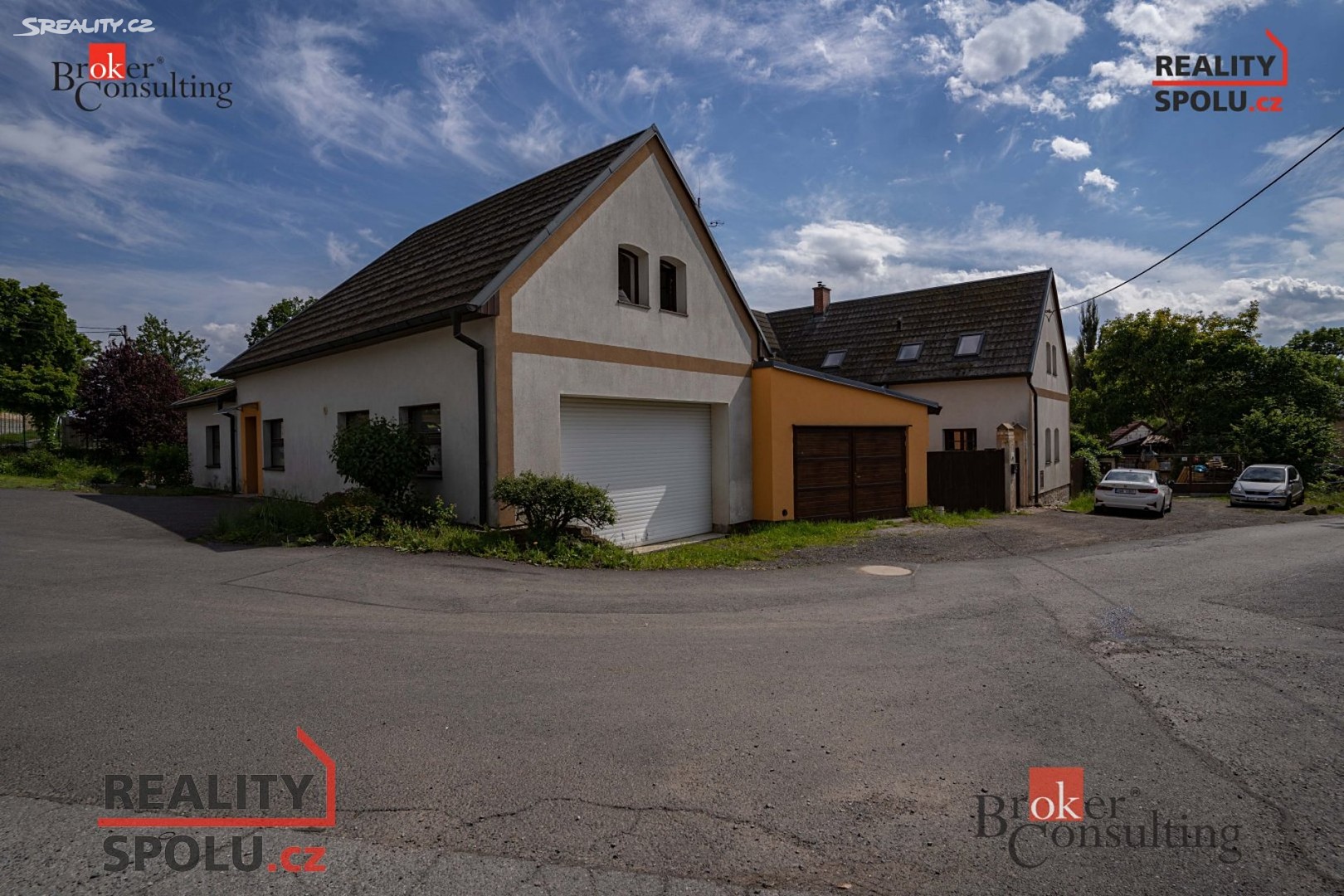 Prodej  rodinného domu 350 m², pozemek 524 m², Vlkýšská náves, Plzeň - Dolní Vlkýš