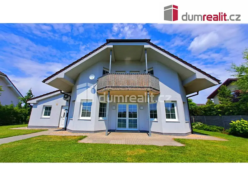 Prodej  rodinného domu 208 m², pozemek 677 m², Za můstkem, Praha 9 - Miškovice