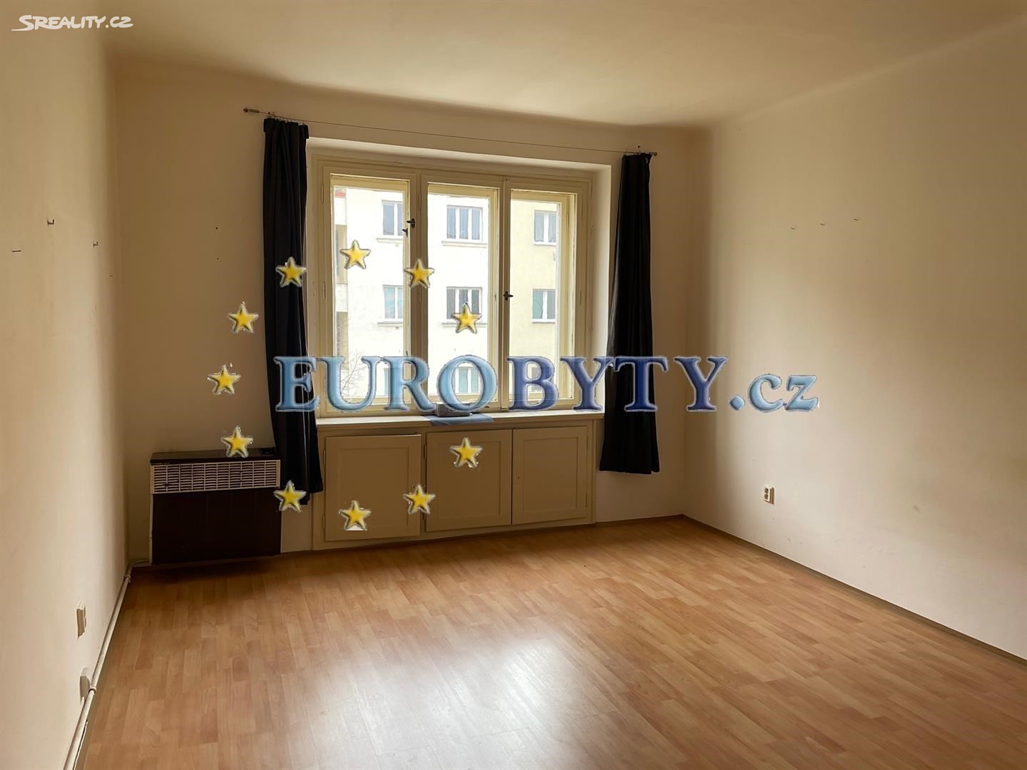 Pronájem bytu 1+kk 33 m², Žateckých, Praha 4 - Nusle