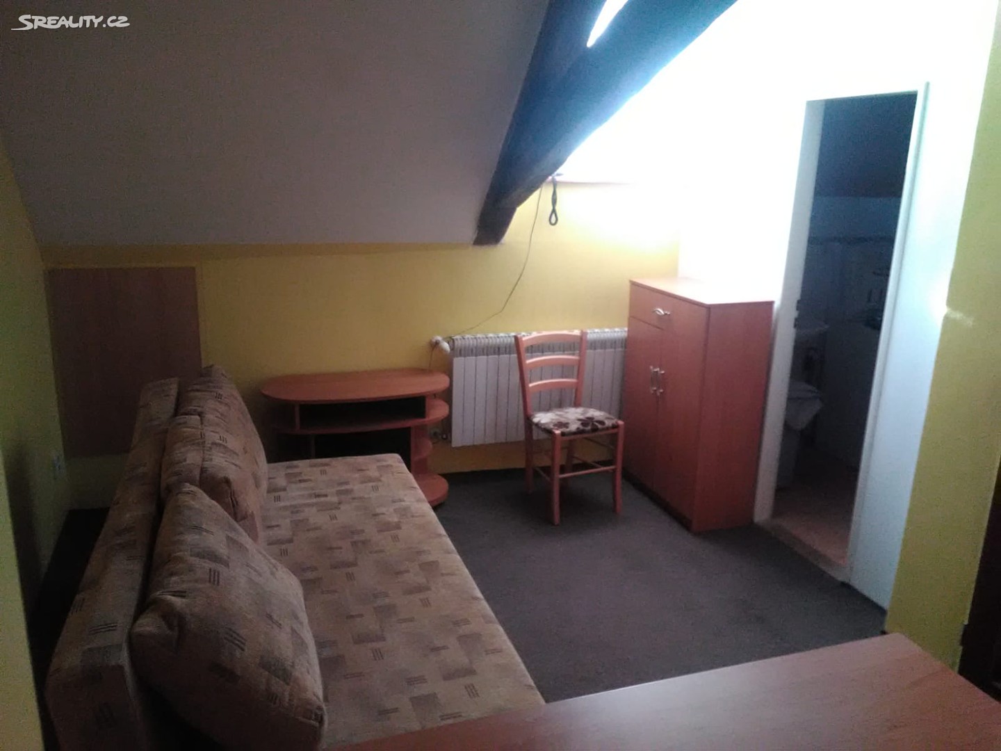 Pronájem bytu 1+kk 20 m² (Podkrovní), Tyršova, Terezín