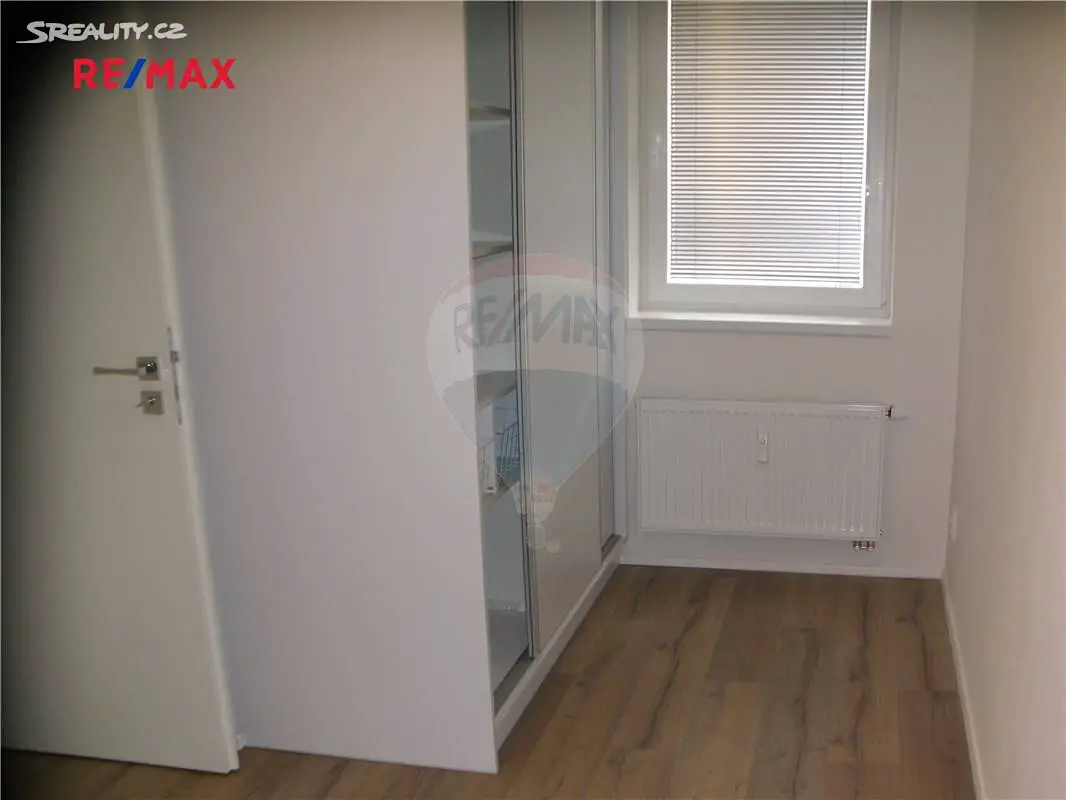 Pronájem bytu 2+kk 50 m², Pichlova, Pardubice - Zelené Předměstí