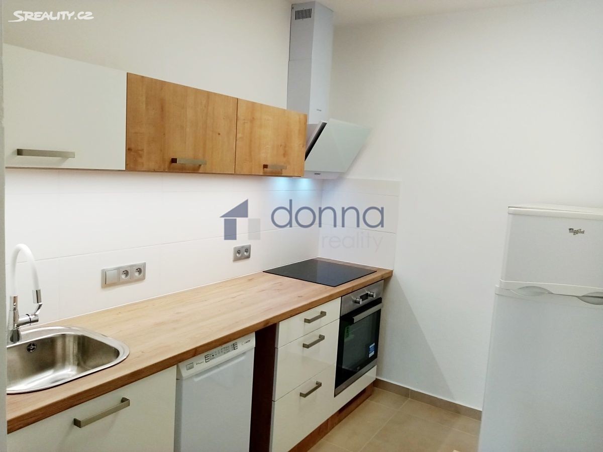 Pronájem bytu 2+kk 43 m², K rovinám, Praha 5 - Jinonice