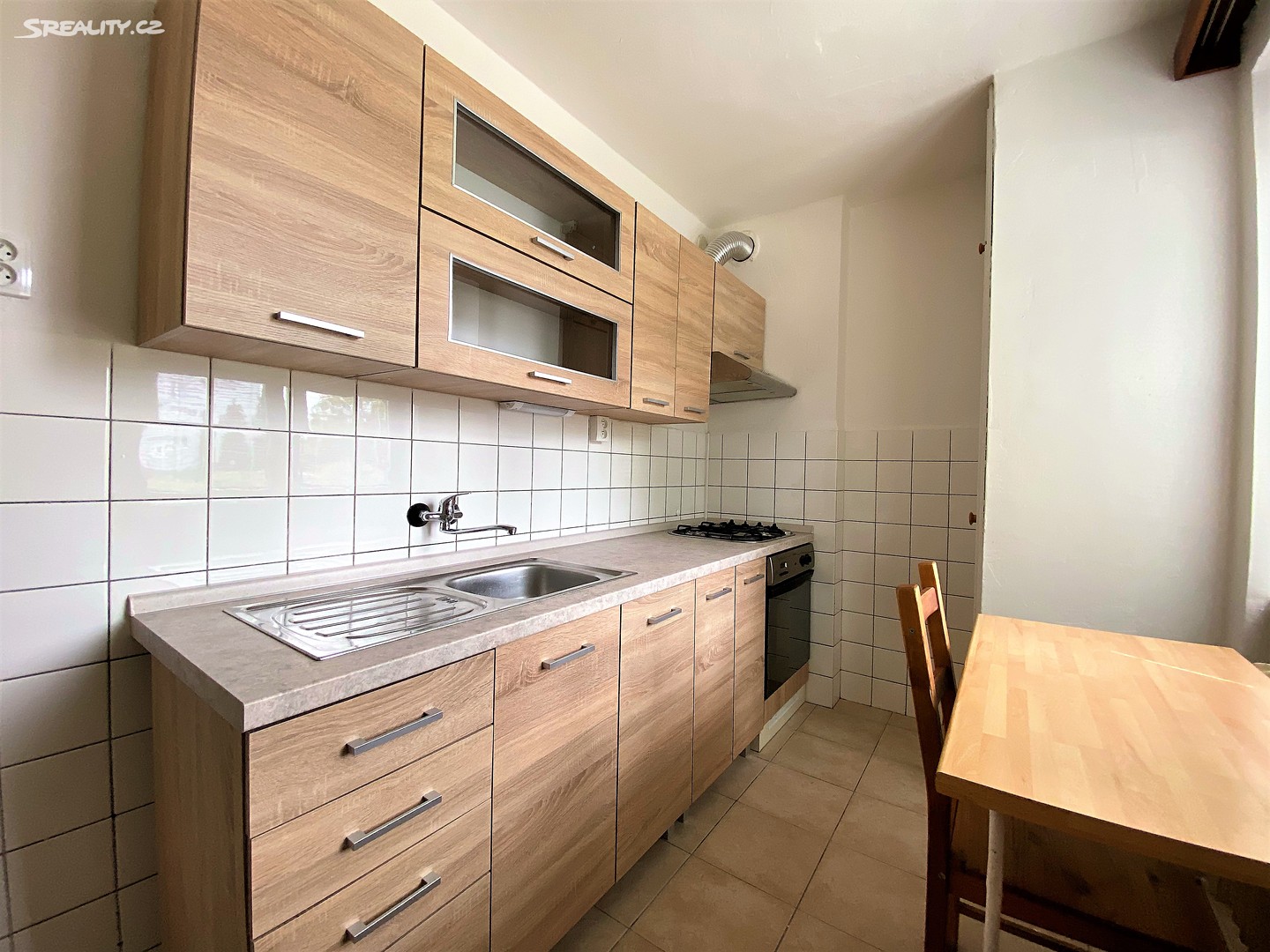 Pronájem bytu 3+1 67 m², Na Drážce, Pardubice - Bílé Předměstí