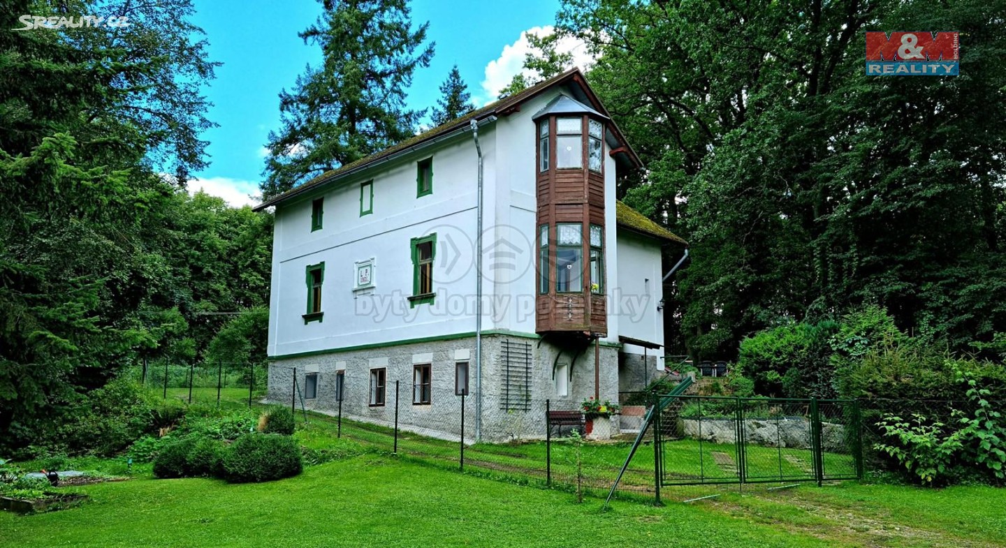 Prodej  rodinného domu 300 m², pozemek 1 077 m², Planá nad Lužnicí, okres Tábor