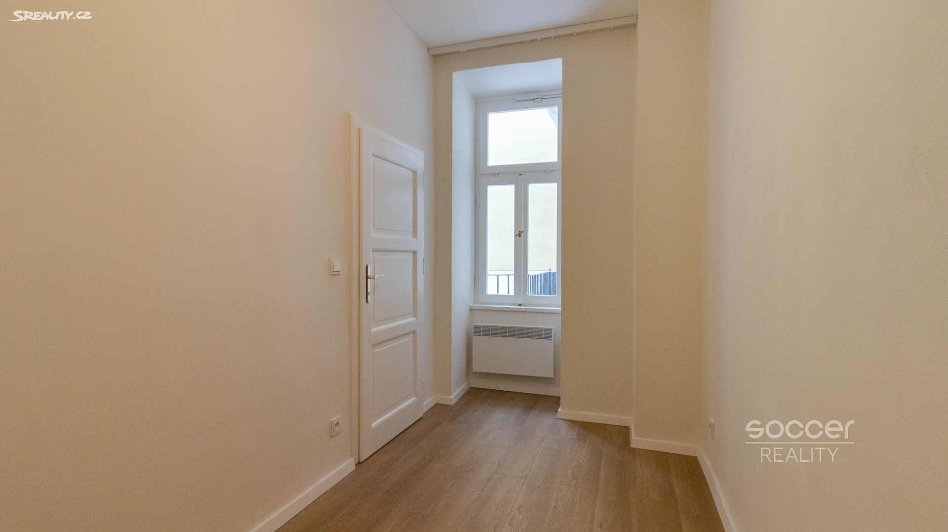 Pronájem bytu 2+1 47 m², Křižíkova, Praha 8 - Karlín
