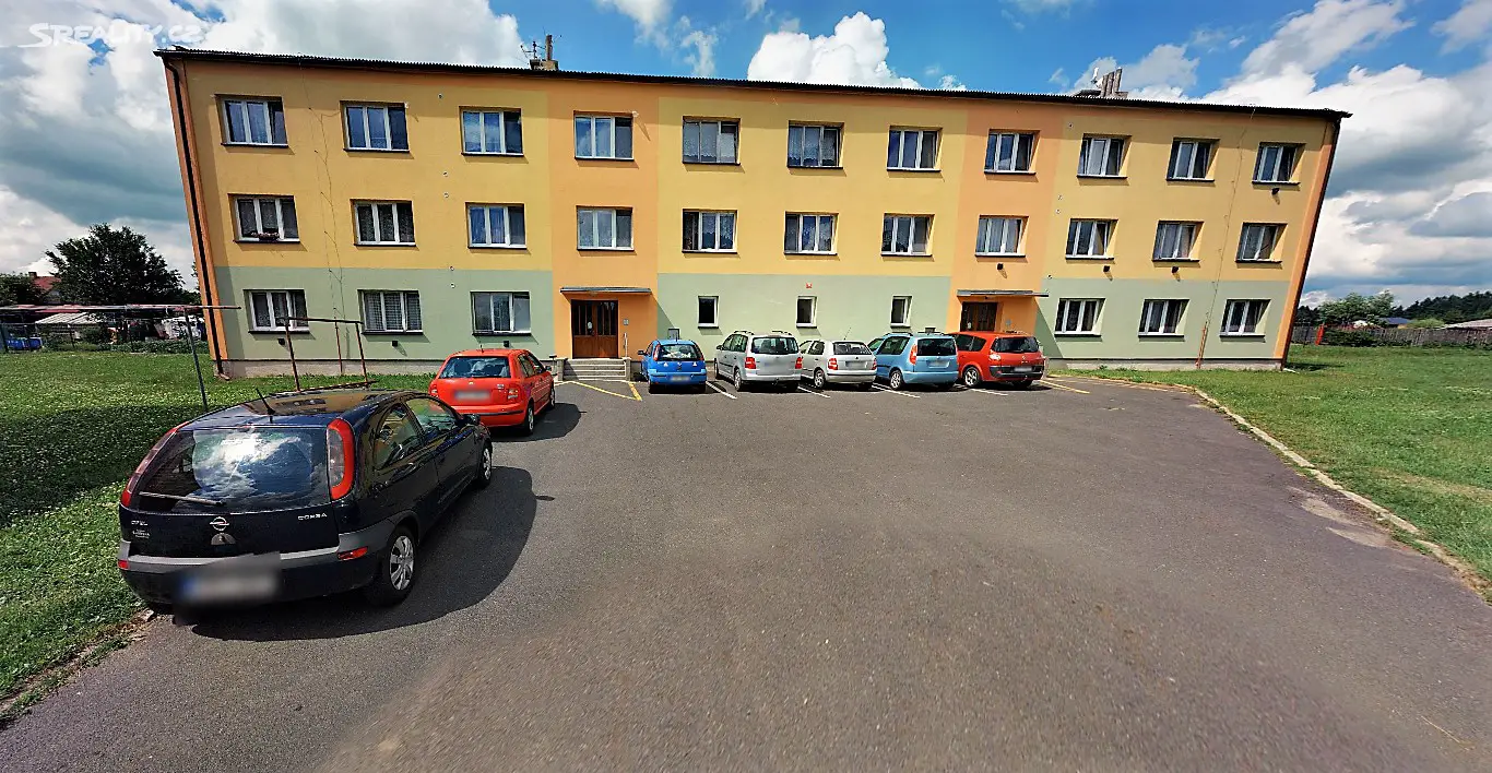 Prodej bytu 2+1 53 m², Toužim - Kosmová, okres Karlovy Vary