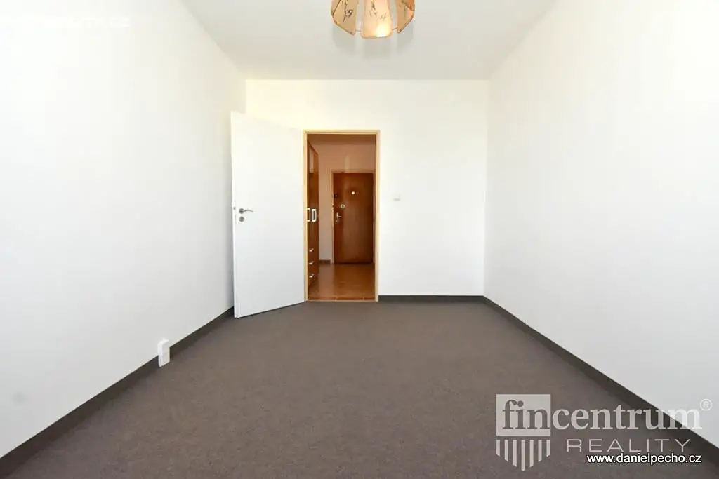 Prodej bytu 2+kk 42 m², Kurzova, Praha 5 - Stodůlky