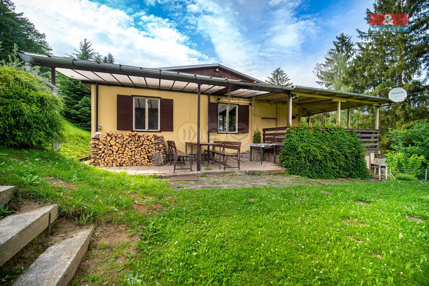 Prodej  chaty 180 m², pozemek 2 236 m², Velké Opatovice, okres Blansko