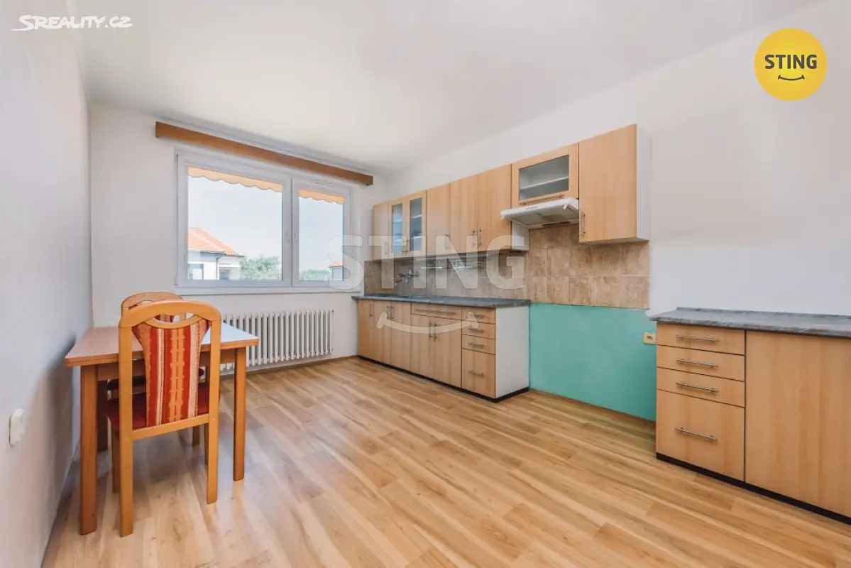 Prodej  rodinného domu 236 m², pozemek 553 m², Nové Město, okres Hradec Králové