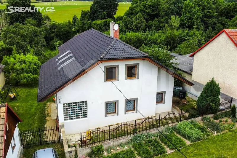 Prodej  rodinného domu 215 m², pozemek 1 313 m², Petroupim, okres Benešov