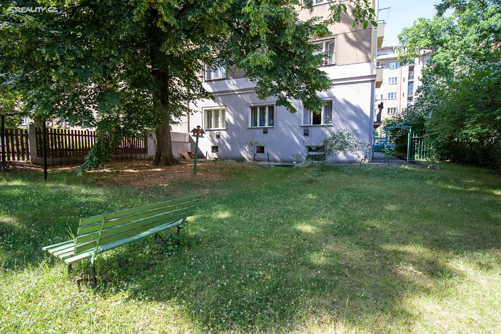 Pronájem bytu 1+1 34 m², U družstev, Praha 4 - Nusle