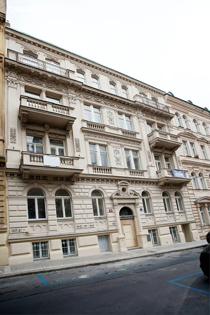 Pronájem bytu 4+1 121 m², Na Smetance, Praha 2 - Vinohrady