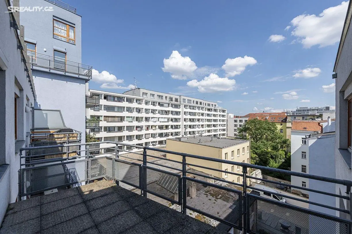 Prodej bytu 2+kk 76 m², Marie Cibulkové, Praha 4 - Nusle