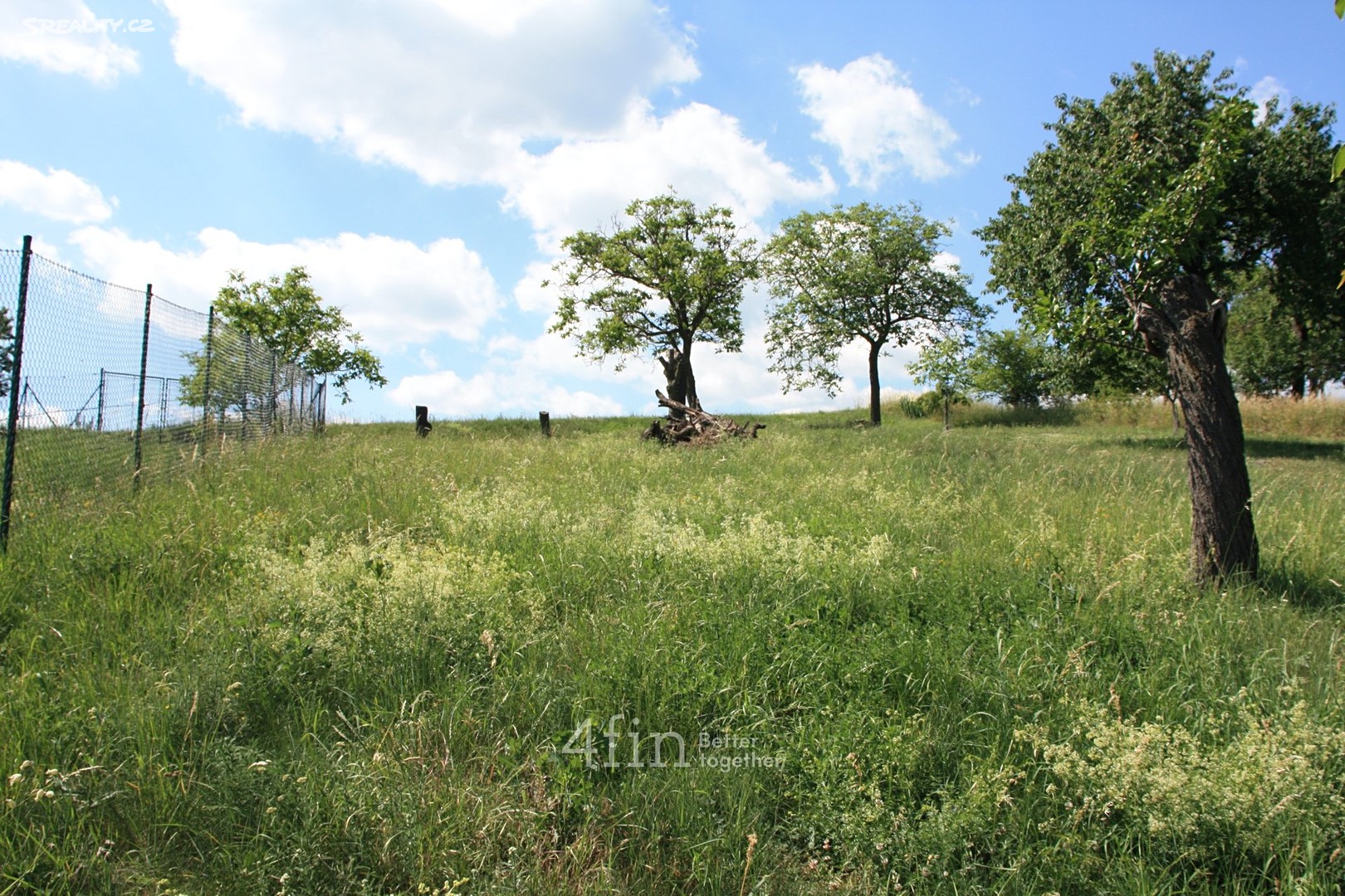 Prodej  stavebního pozemku 859 m², Pozořice, okres Brno-venkov